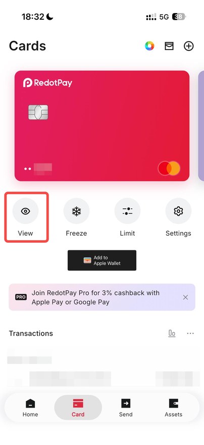 RedotPay App 卡片页：点击 View 可查看卡片详情，卡背右上角标注结算币种代码（USD 或 HKD）